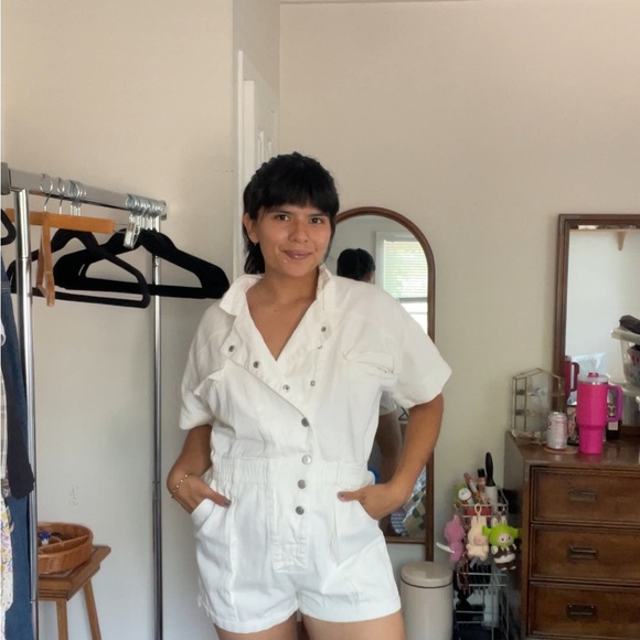 Forever21 100% cotton Romper size M EUC Button Up Shorts Casual Boho - Picture 5 of 5